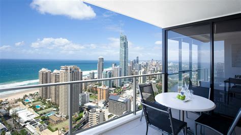 5 star accommodation surfers paradise.